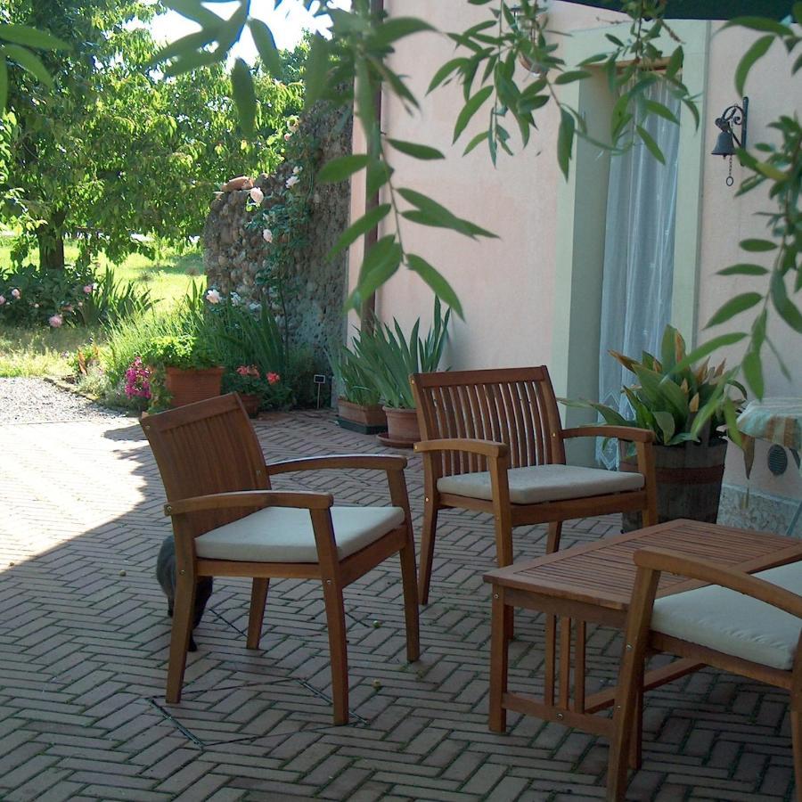 Una Casa Di Campagna Dossobuono Luaran gambar