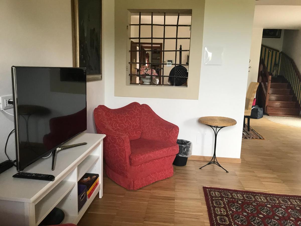 Una Casa Di Campagna Dossobuono Luaran gambar