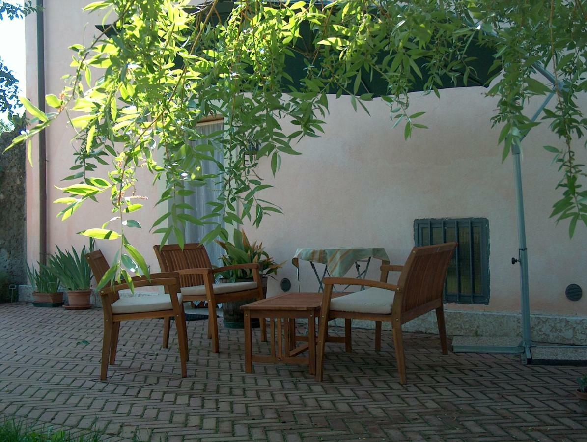 Una Casa Di Campagna Dossobuono Luaran gambar